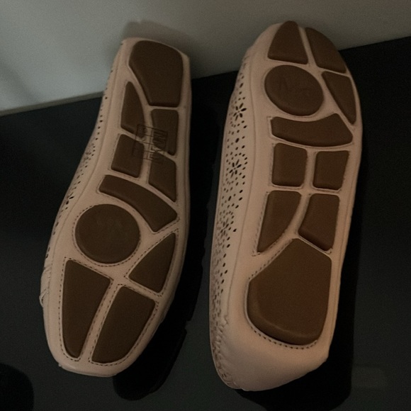 MK flats - Picture 2 of 4